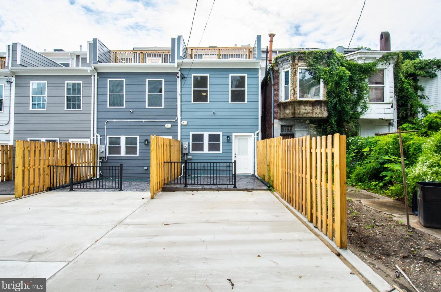 821 Harlem Ave, Baltimore MD  21201-1406 exterior