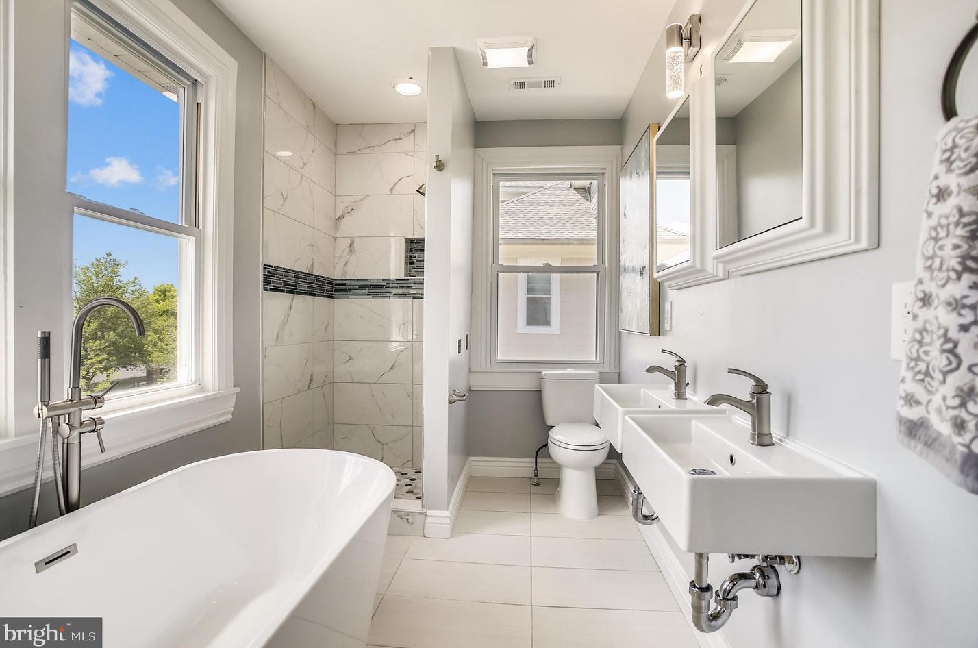 3404 Edgewood Rd, Baltimore MD  21215-7321 exterior