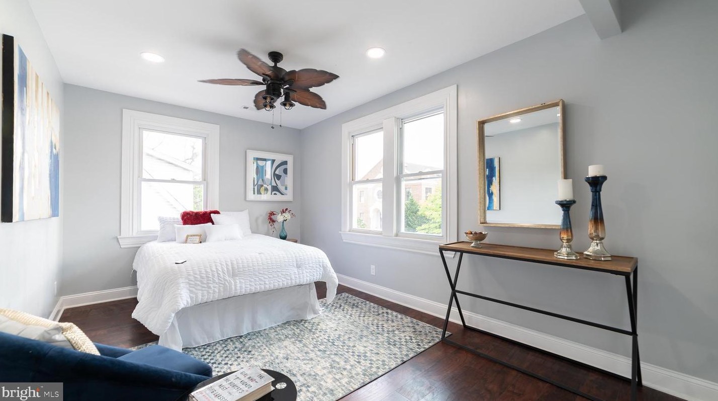 3404 Edgewood Rd, Baltimore MD  21215-7321 exterior