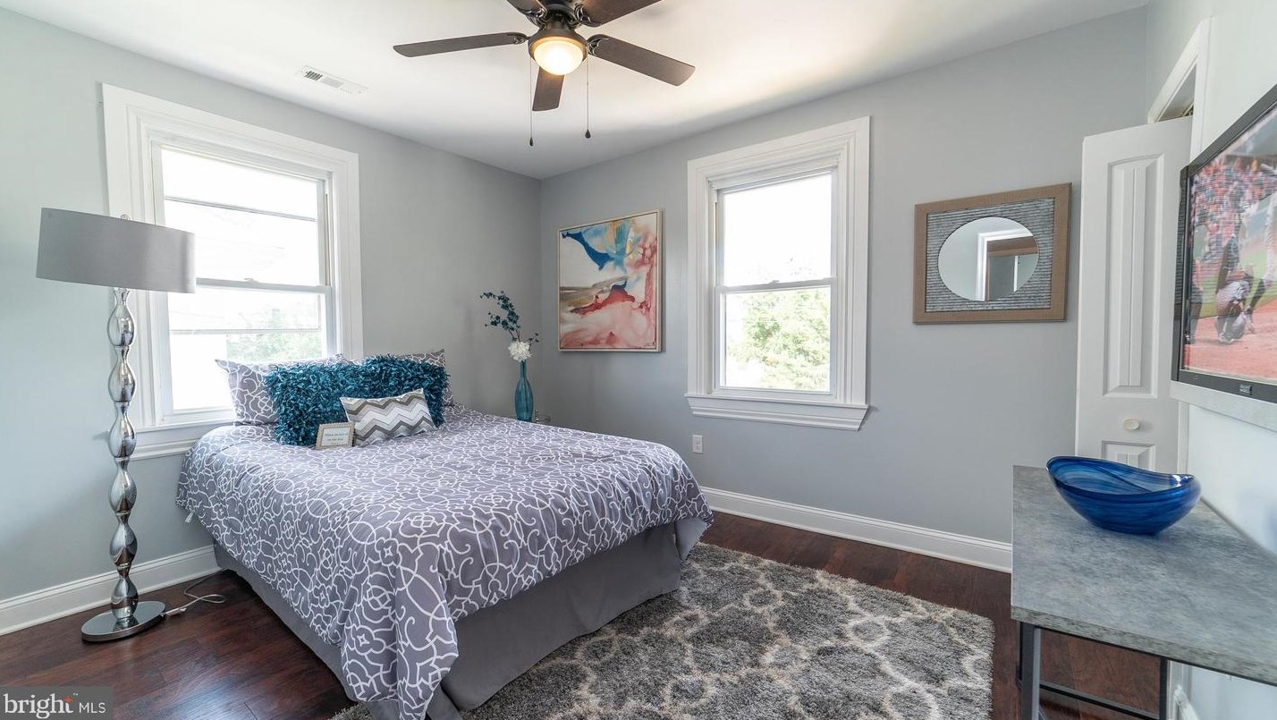 3404 Edgewood Rd, Baltimore MD  21215-7321 exterior