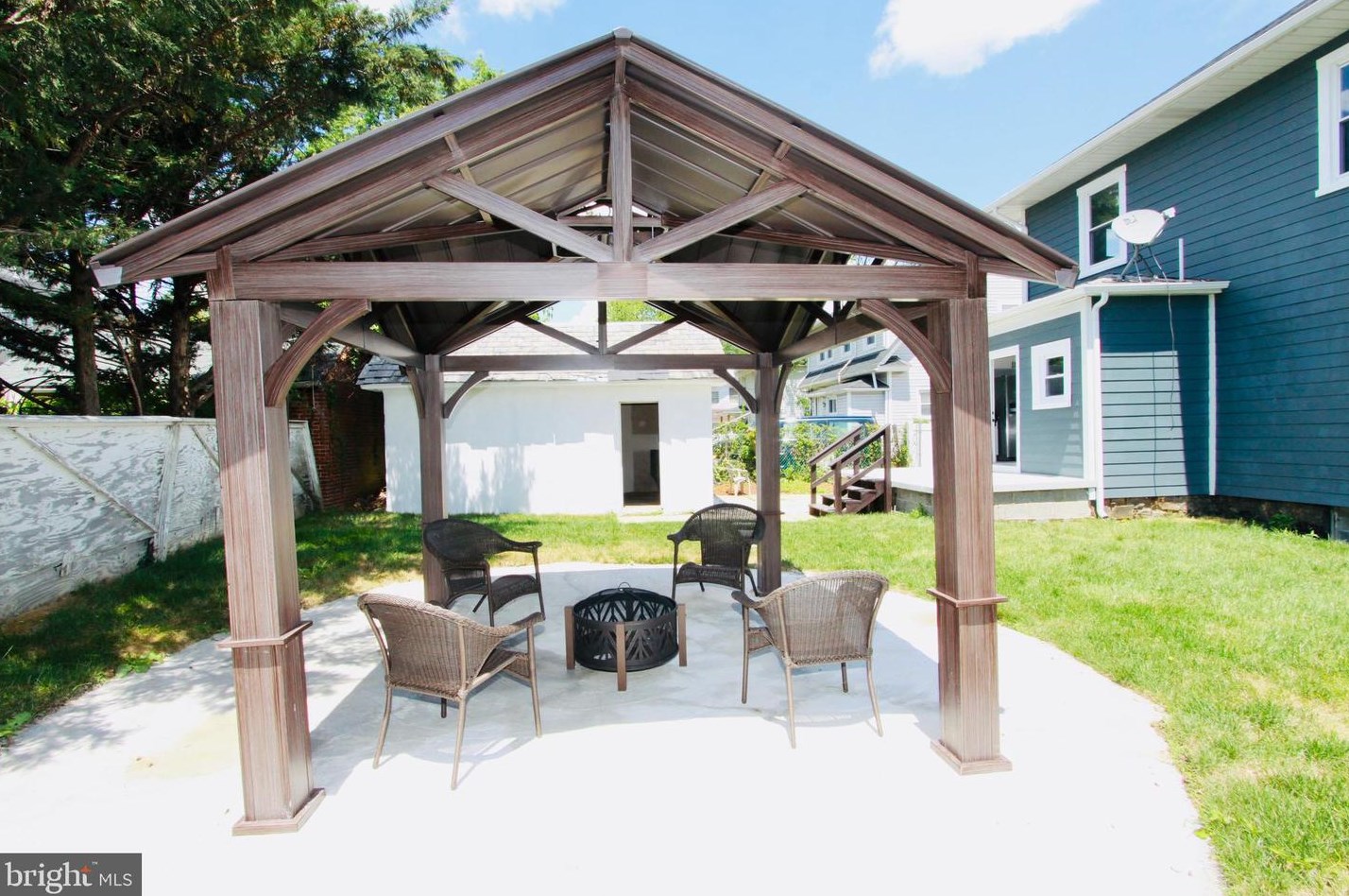 3404 Edgewood Rd, Baltimore MD  21215-7321 exterior