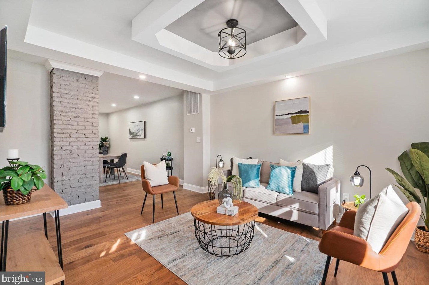 110 Denison St, Baltimore, MD 21229-3014