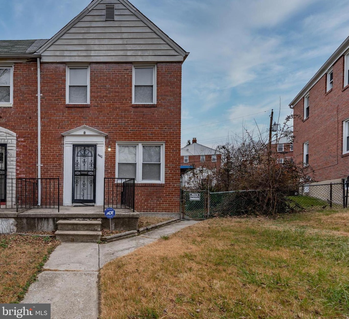 4410 Mountview Rd, Baltimore, MD 21229-2835