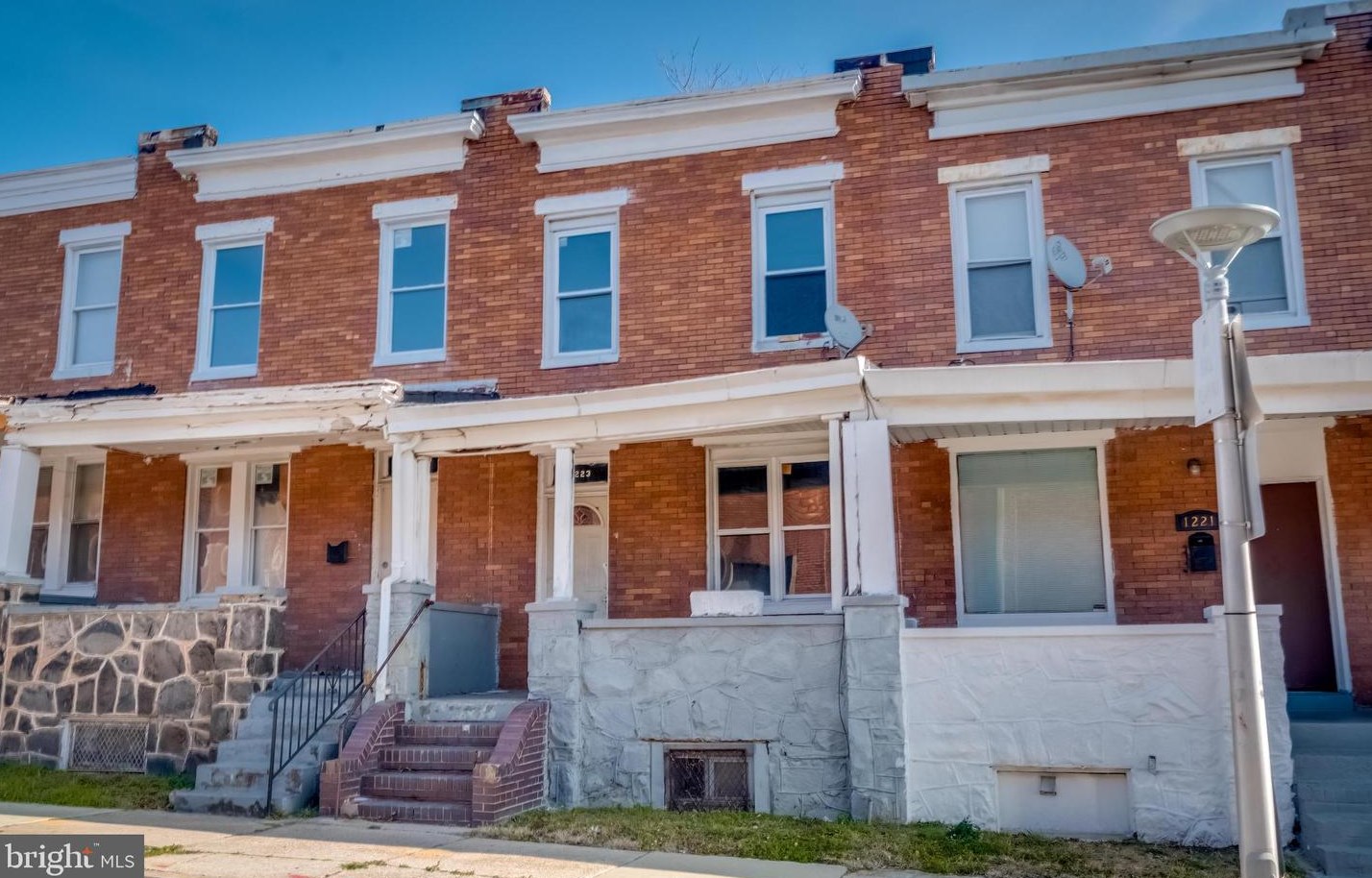 1223 Linwood Ave, Baltimore MD  21213-3834 exterior
