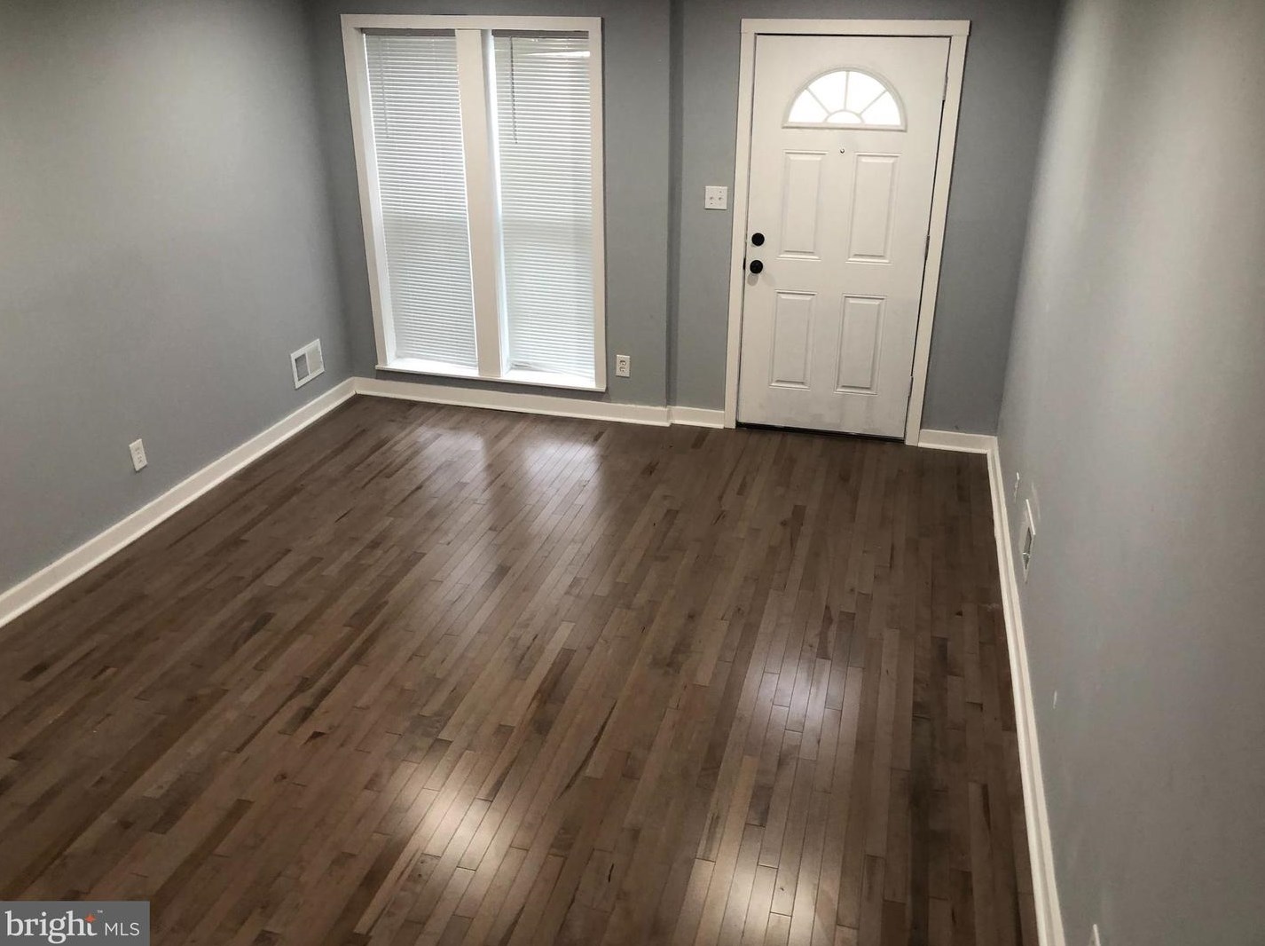 547 Mosher St, Baltimore, MD 21217-3134