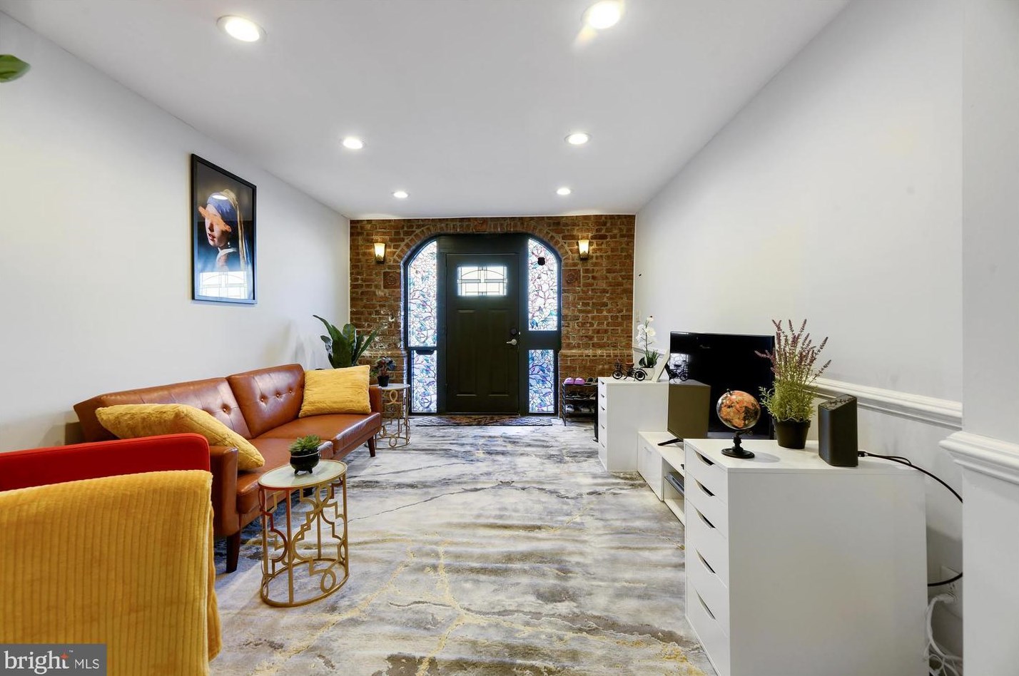 919 Eastern Ave, Baltimore MD  21202-4324 exterior
