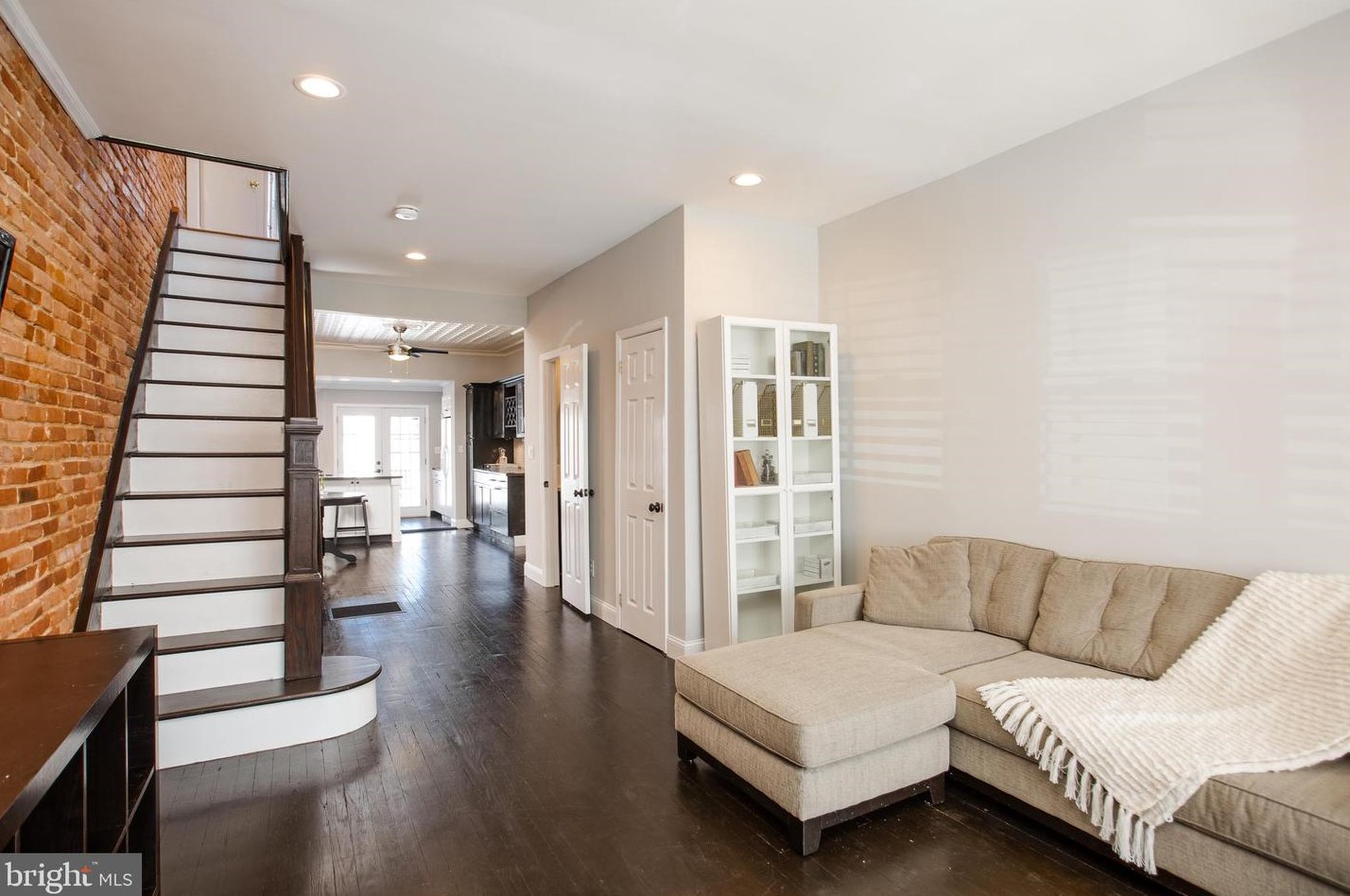 128 S Clinton St, Baltimore, MD 21224