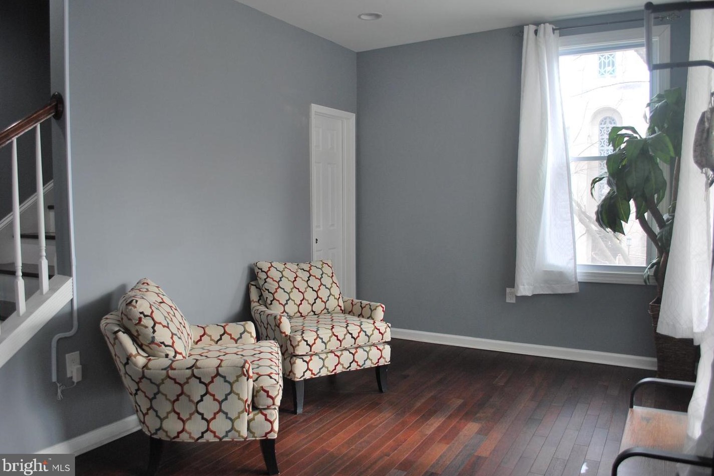 2116 Pelham Ave, Baltimore MD  21218-3133 exterior