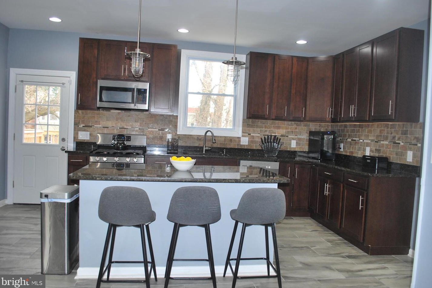 2116 Pelham Ave, Baltimore MD  21218-3133 exterior