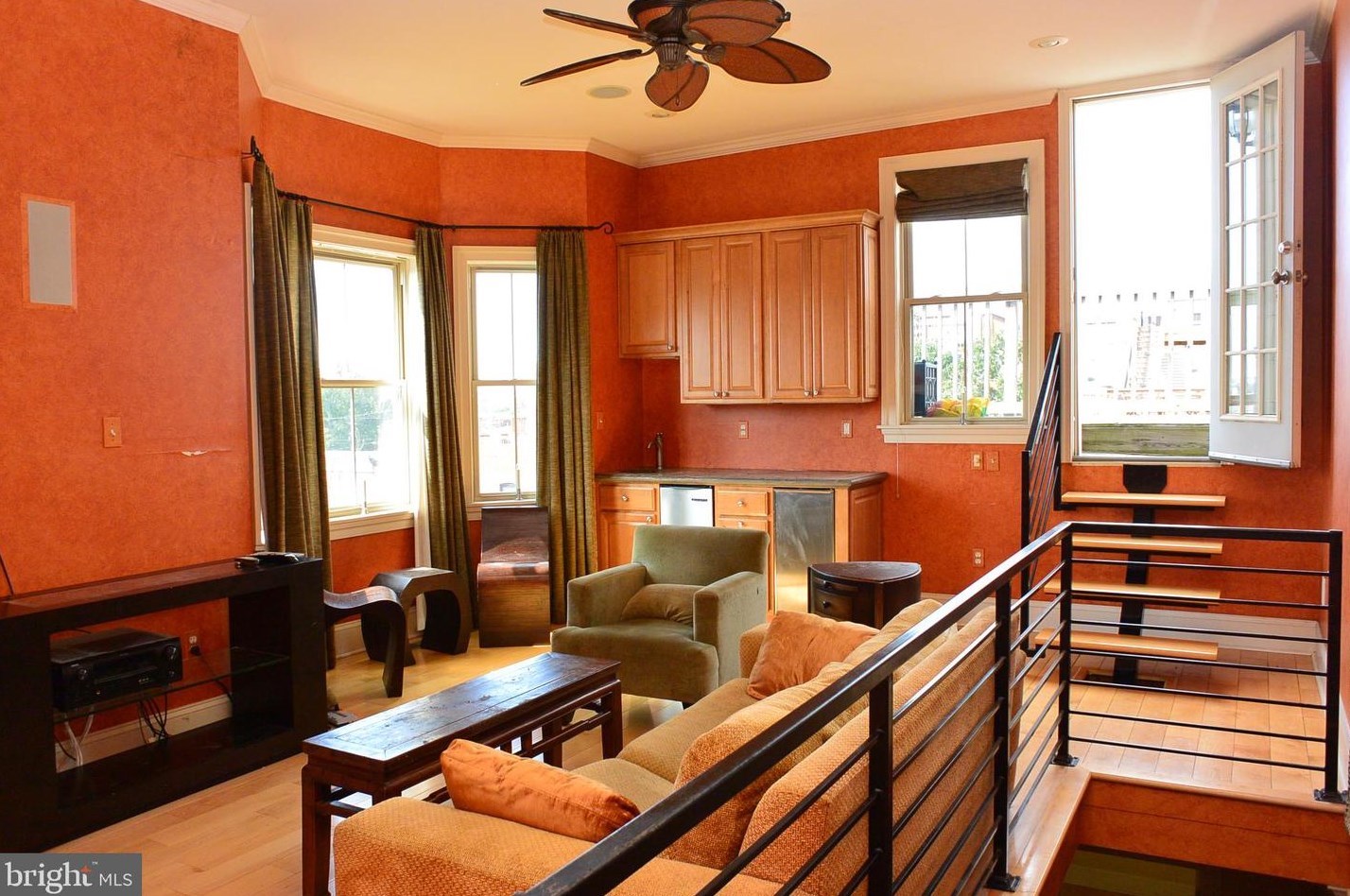 919 Clinton St, Baltimore MD  21224-5025 exterior