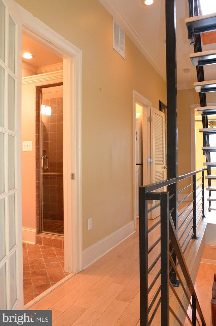 919 Clinton St, Baltimore MD  21224-5025 exterior