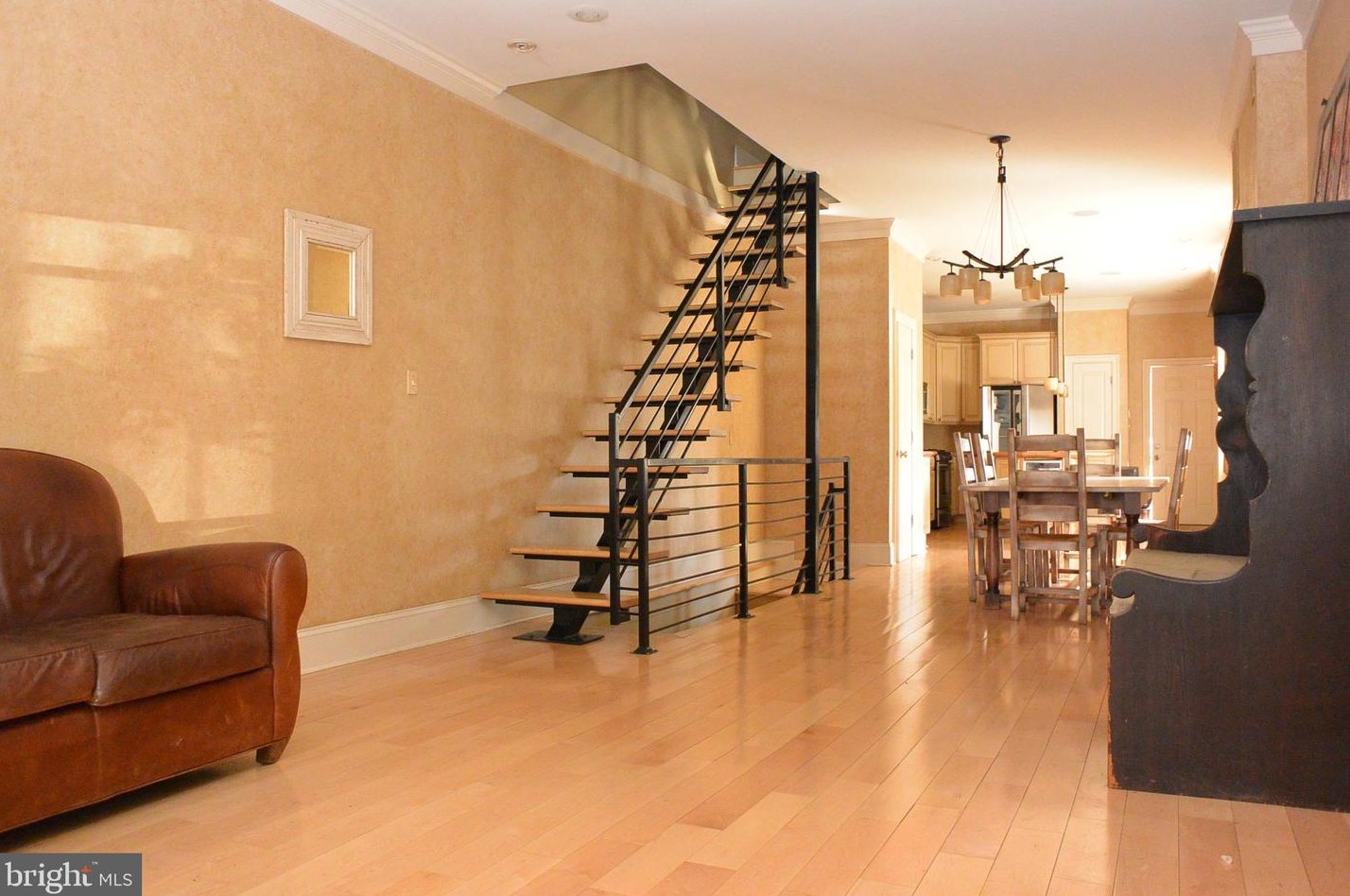 919 Clinton St, Baltimore MD  21224-5025 exterior