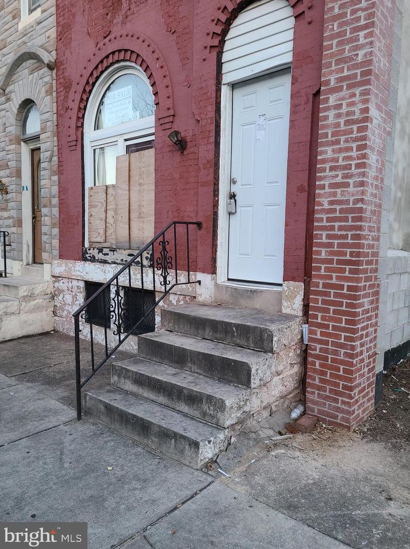 613 Cumberland St, Baltimore, MD 21217-1719