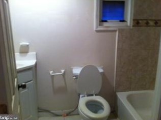 1432 Reynolds St, Baltimore, MD 21230-5319