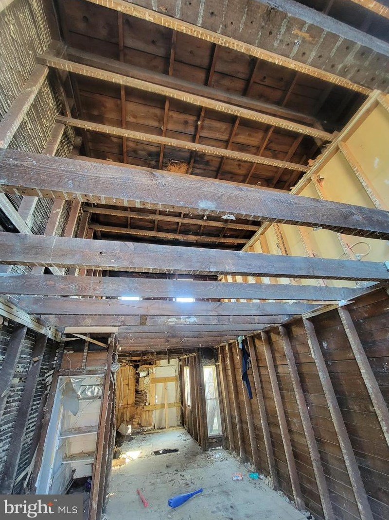 2645 Lehman St, Baltimore, MD 21223-2810