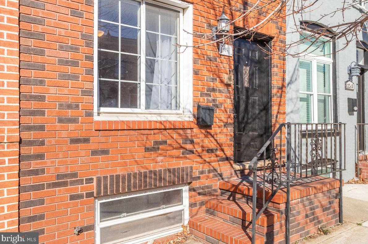 3246 Leverton Ave, Baltimore MD  21224-2224 exterior