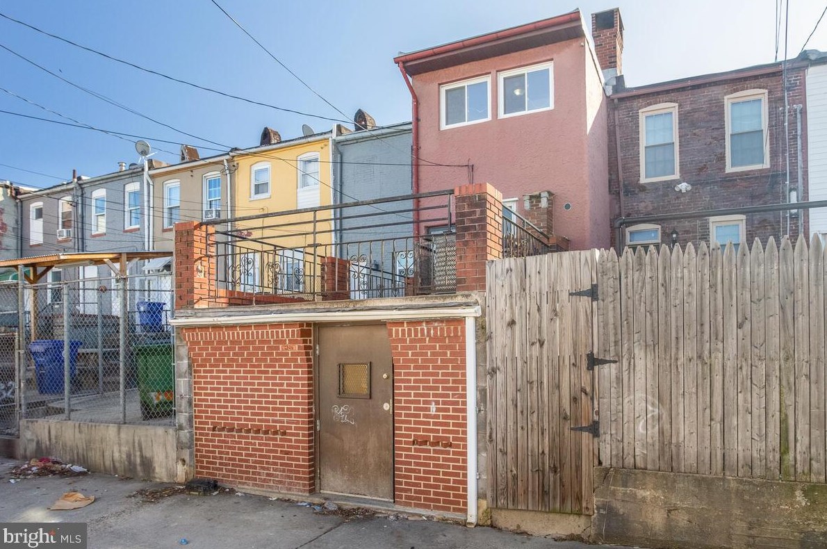 3246 Leverton Ave, Baltimore MD  21224-2224 exterior