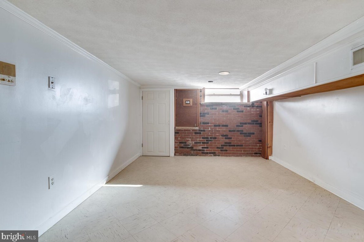3246 Leverton Ave, Baltimore MD  21224-2224 exterior