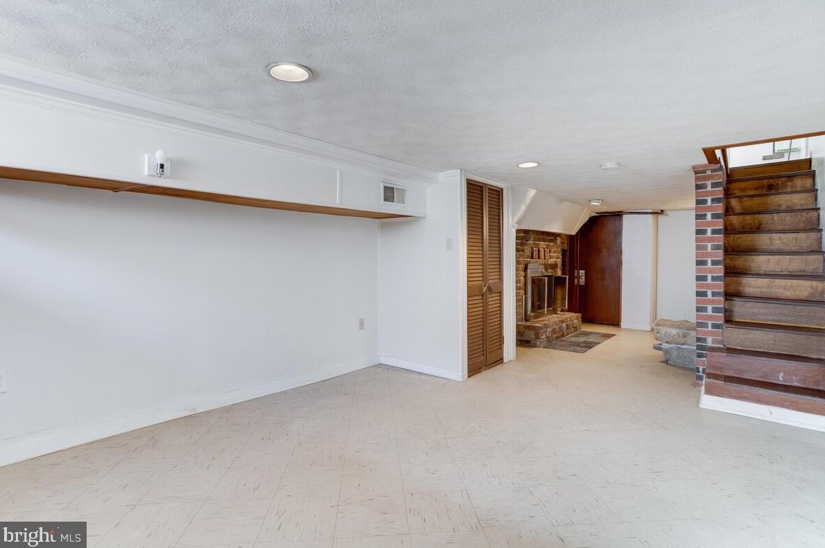3246 Leverton Ave, Baltimore MD  21224-2224 exterior
