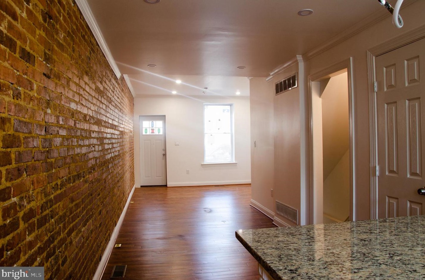 3053 Strickland St, Baltimore, MD 21223-2740