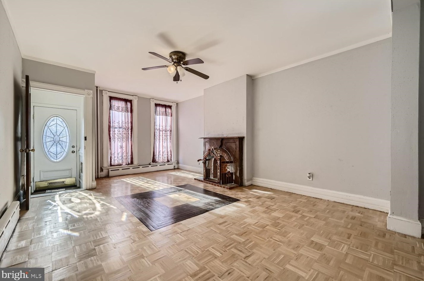 736 Dolphin St, Baltimore, MD 21217-2931