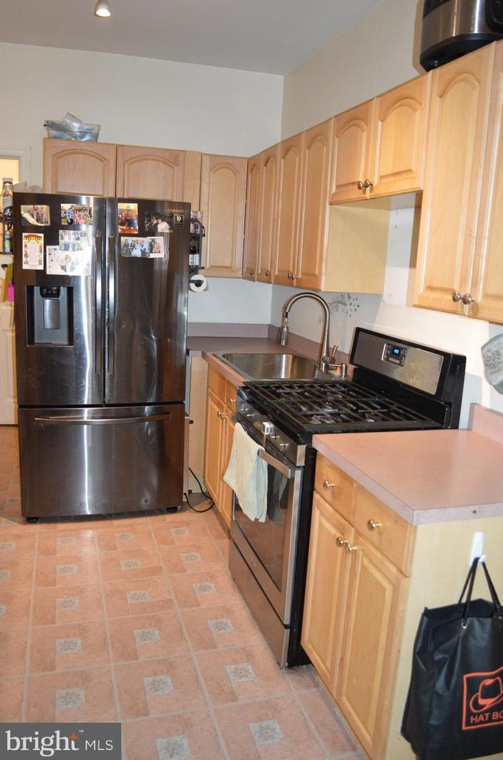 3506 Menlo Dr, Baltimore MD  21215-3830 exterior