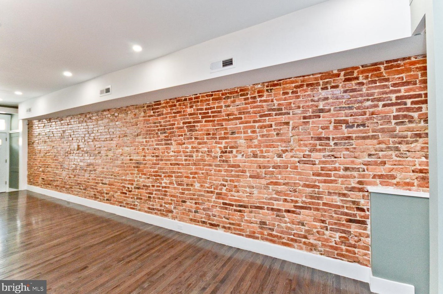 829 Chauncey Ave, Baltimore MD  21217-4652 exterior