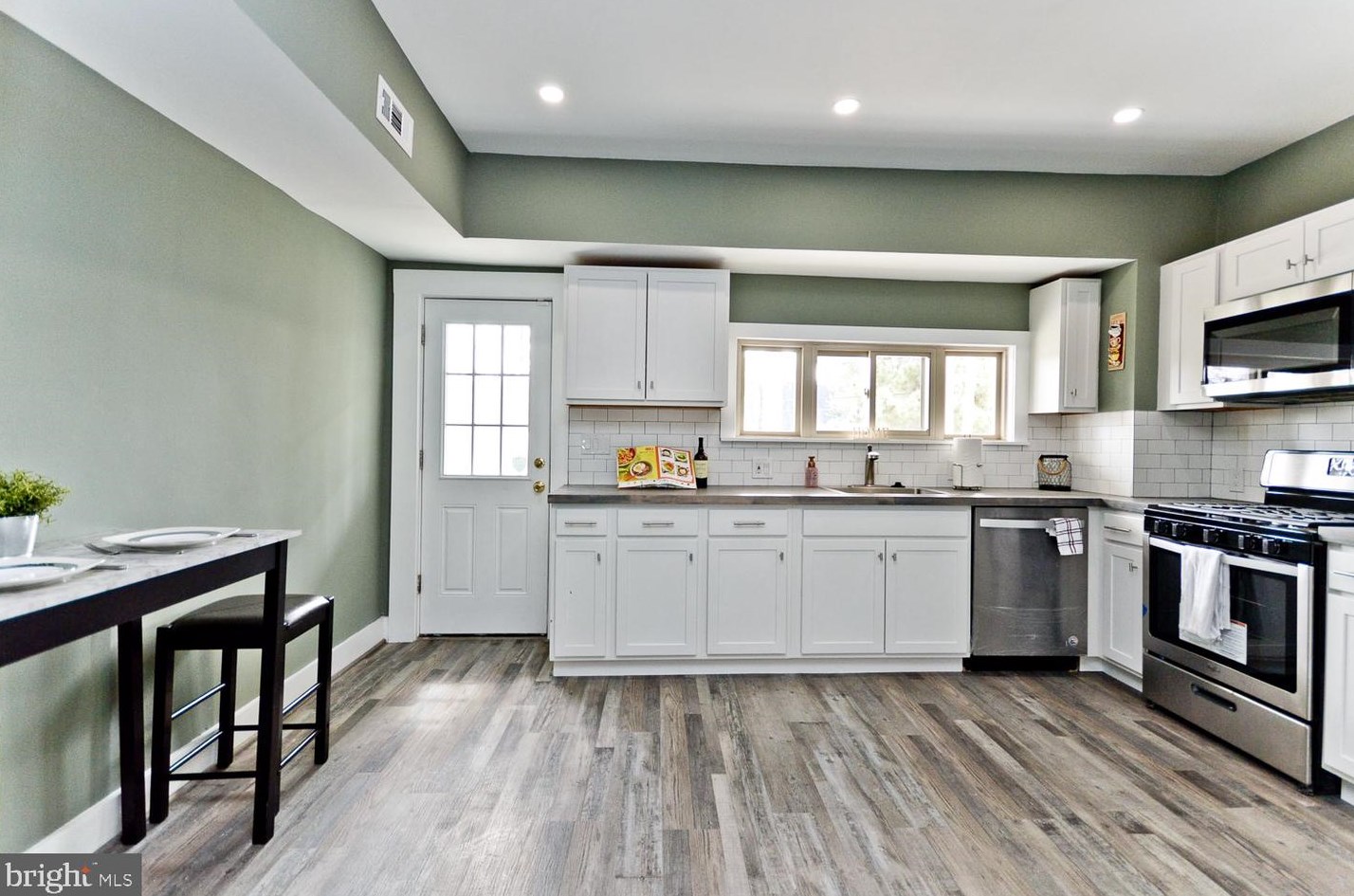 829 Chauncey Ave, Baltimore MD  21217-4652 exterior
