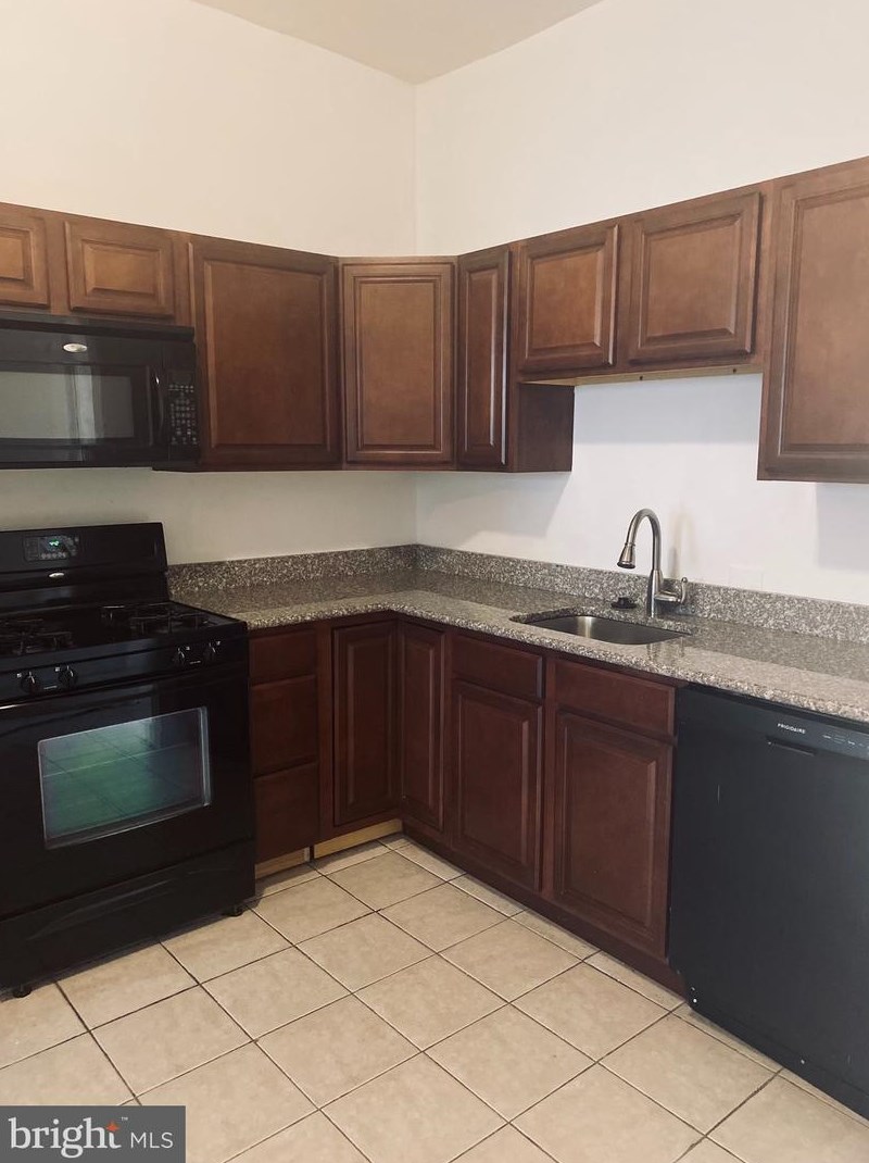 810 N Calvert St #3, Baltimore, MD 21202