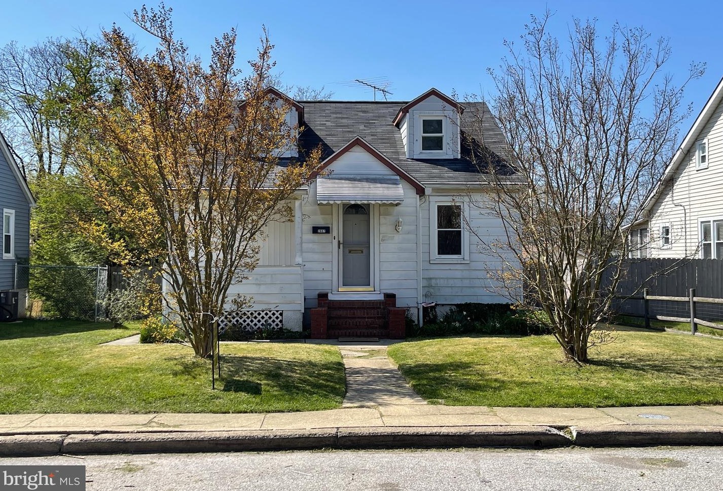 2607 Roselawn Ave, Baltimore, MD 21214-1718