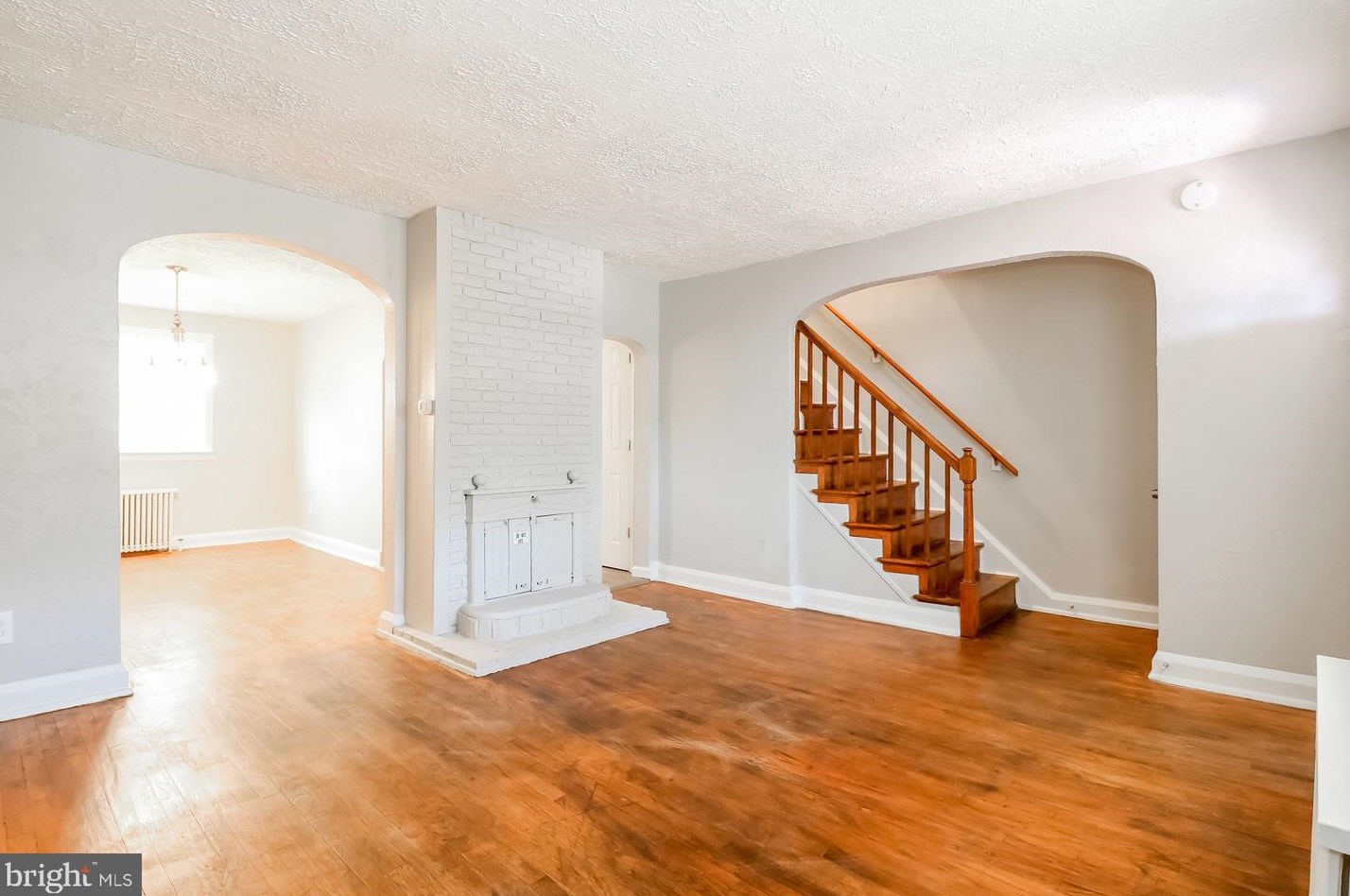 613 E Jeffrey St, Baltimore, MD 21225