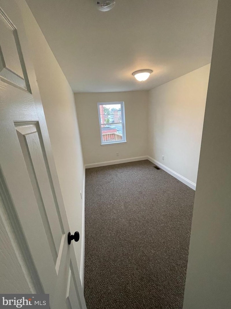 3200 Westmont Ave, Baltimore MD  21216-3833 exterior