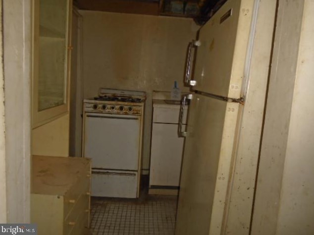 5201 Linden Hts Ave, Baltimore MD  21215-5015 exterior