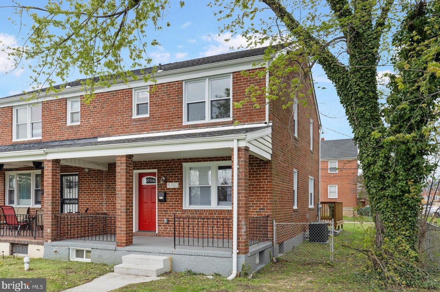 4702 Loch Raven Blvd, Baltimore, MD 21239-3916
