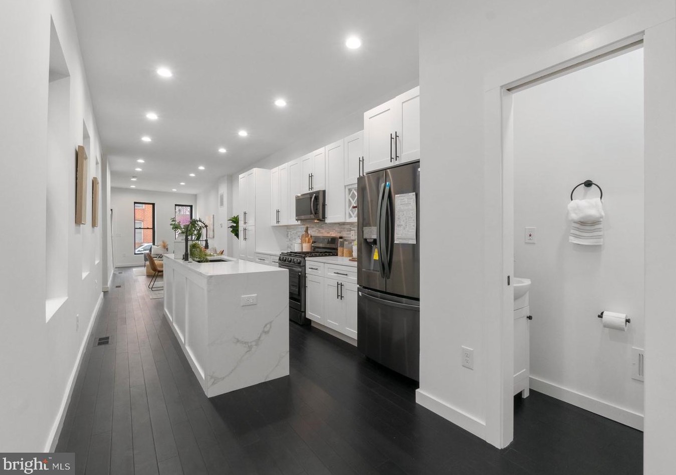 59 Heath St, Baltimore MD  21230-4842 exterior