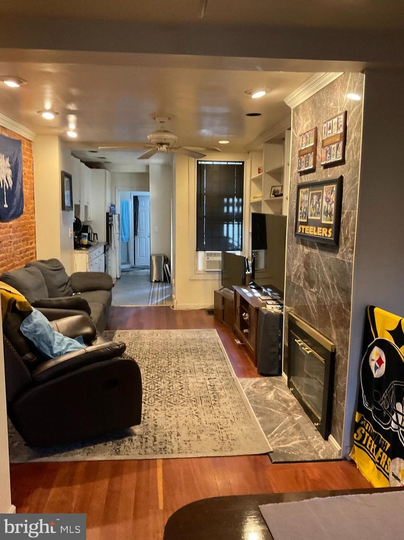 1132 Battery Ave, Baltimore, MD 21230-4112