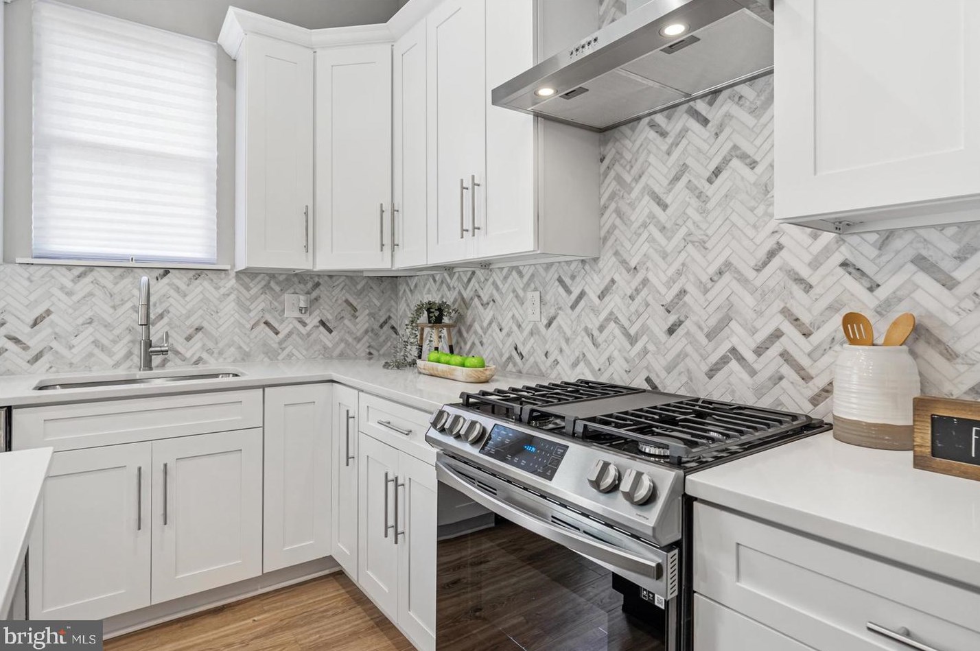 1020 Fulton Ave, Baltimore MD  21217-1443 exterior