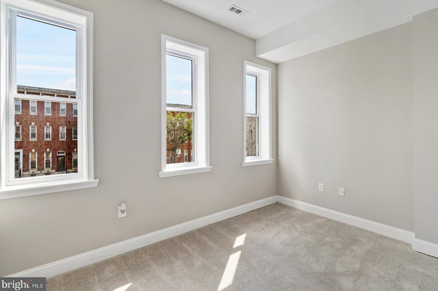 1020 Fulton Ave, Baltimore MD  21217-1443 exterior