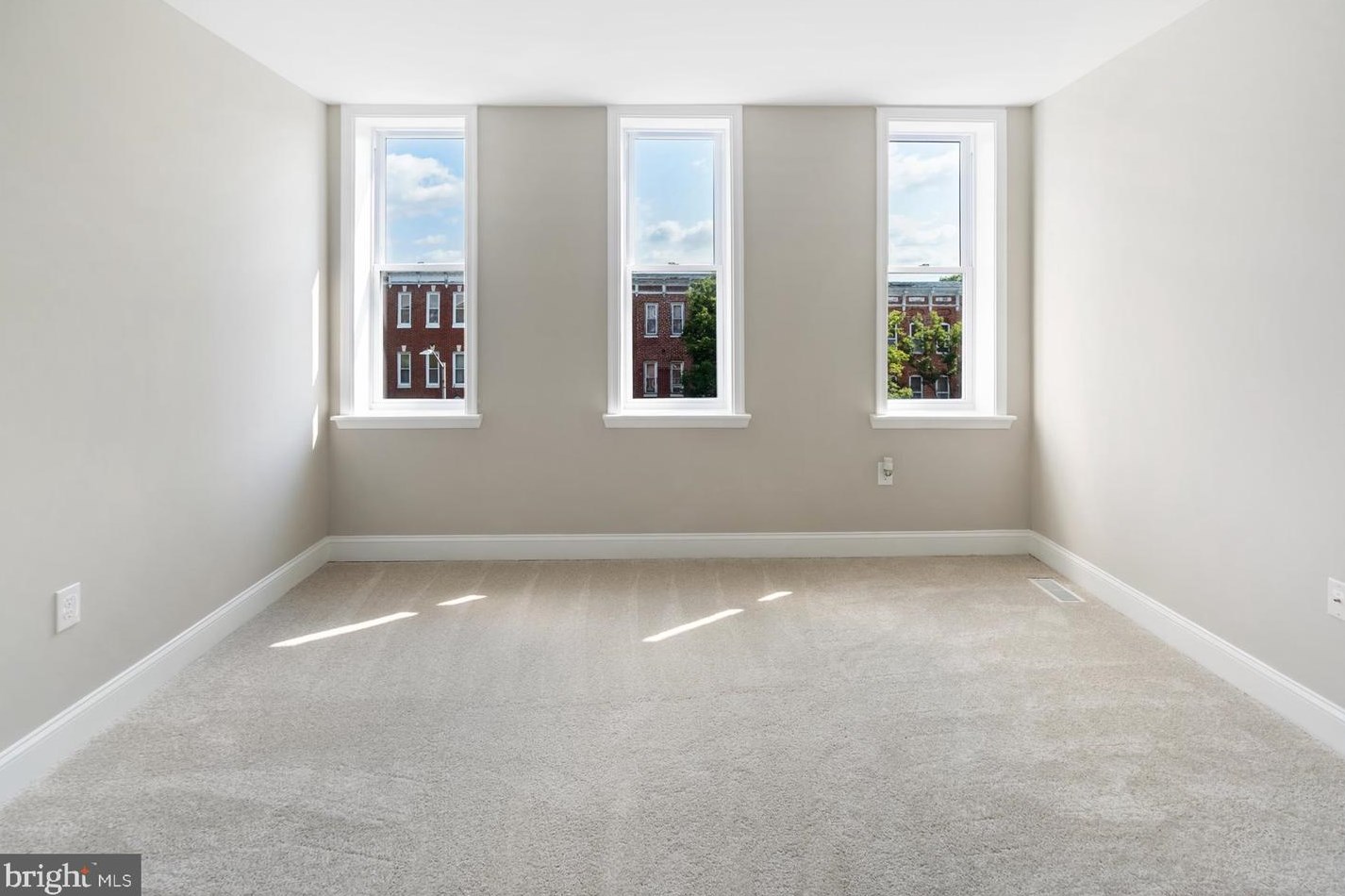 1020 Fulton Ave, Baltimore MD  21217-1443 exterior