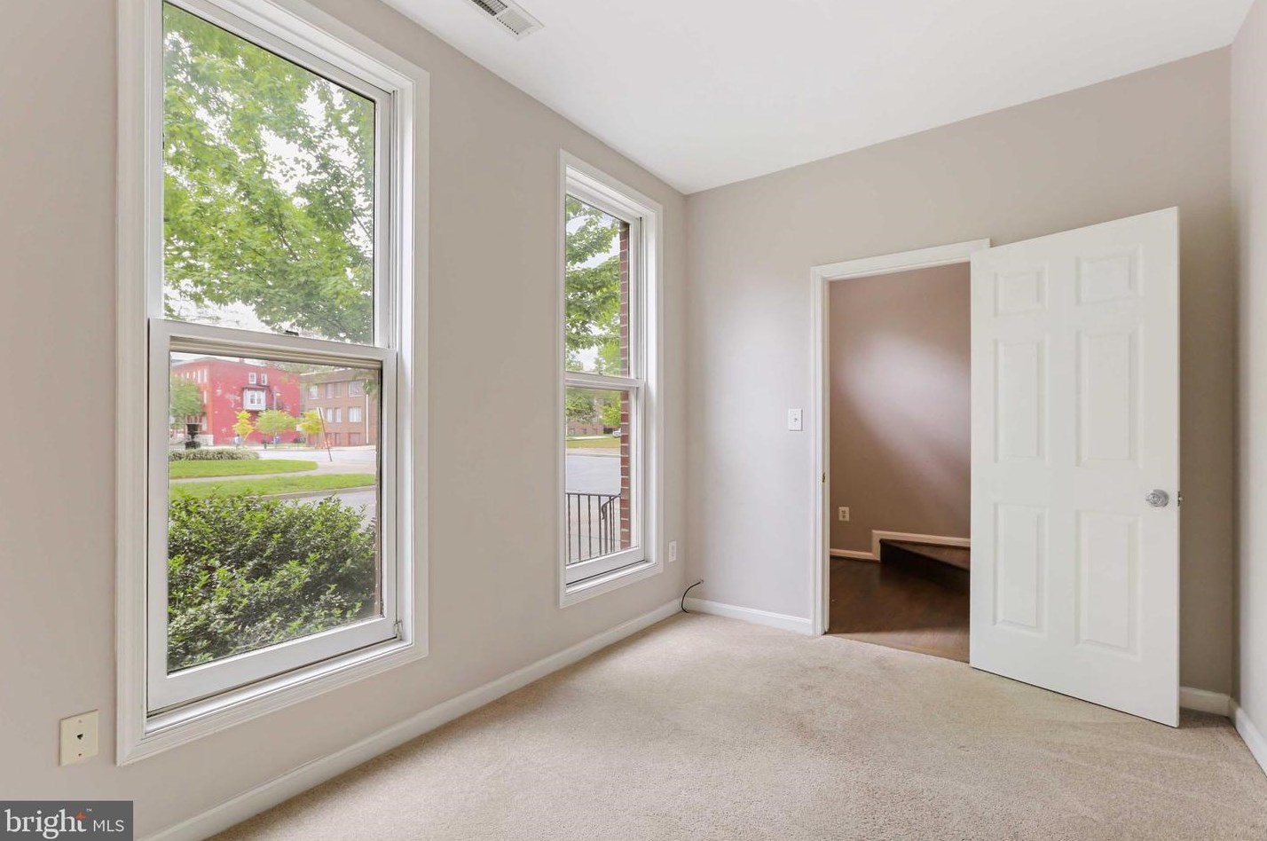 1929 Eutaw Pl, Baltimore MD  21217-4359 exterior