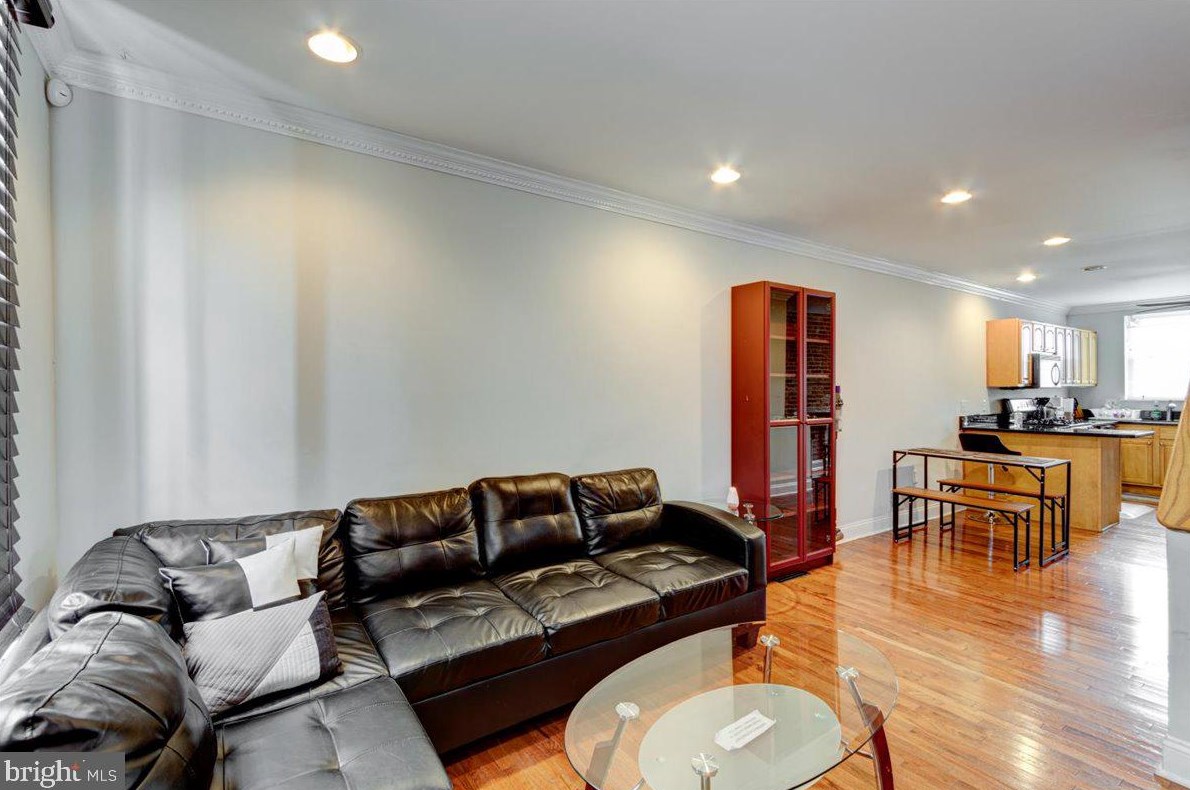 1156 Scott St, Baltimore MD  21230-2529 exterior