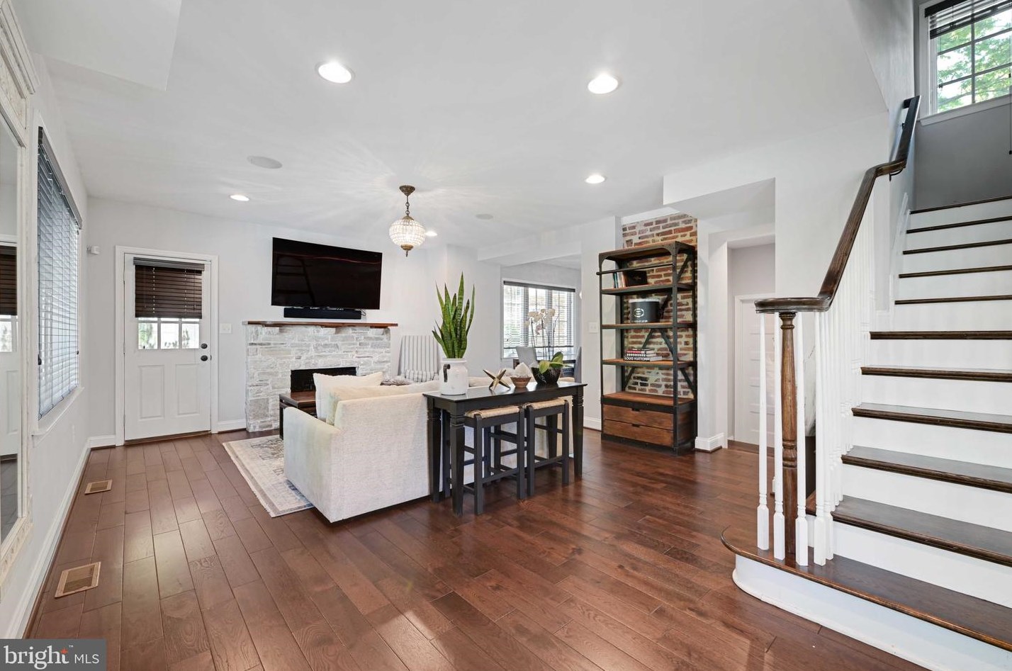 217 Witherspoon Rd, Baltimore, MD 21212-3428