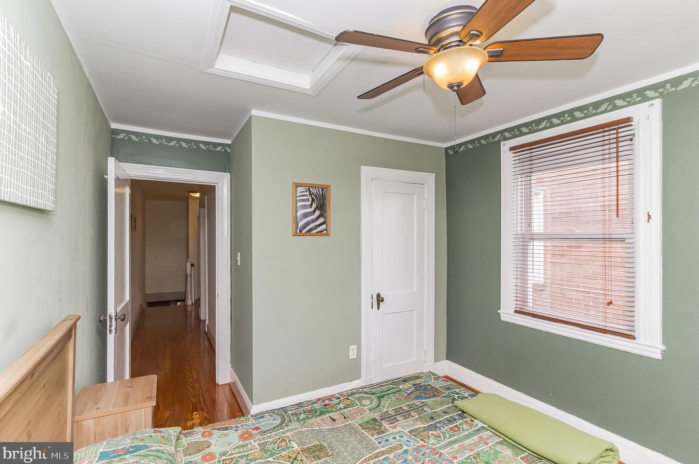 819 33 St, Baltimore MD 21211-2709 exterior