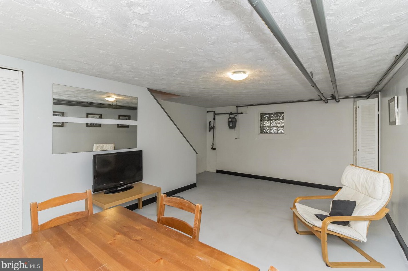 819 33 St, Baltimore MD 21211-2709 exterior