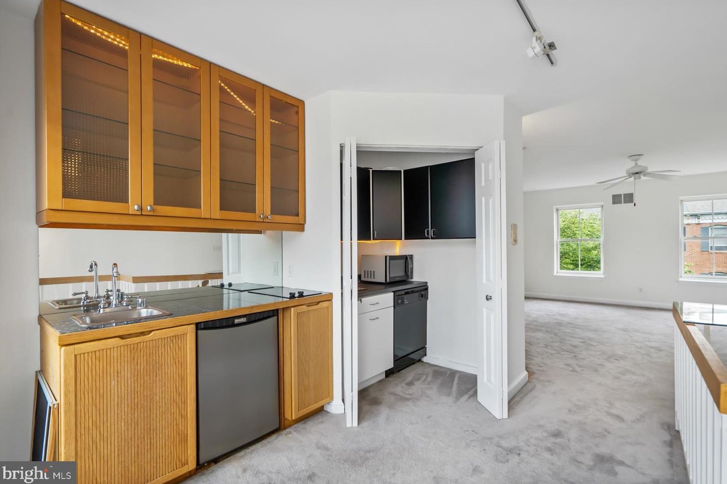 805 Charles St, Baltimore MD  21230-3904 exterior