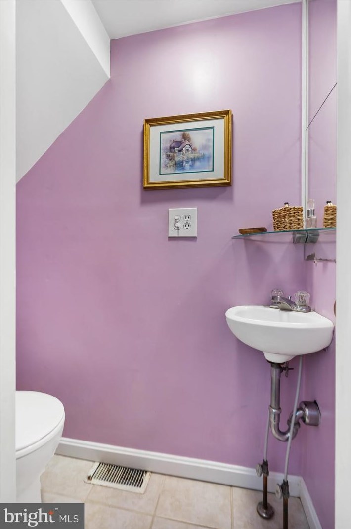 805 Charles St, Baltimore MD  21230-3904 exterior