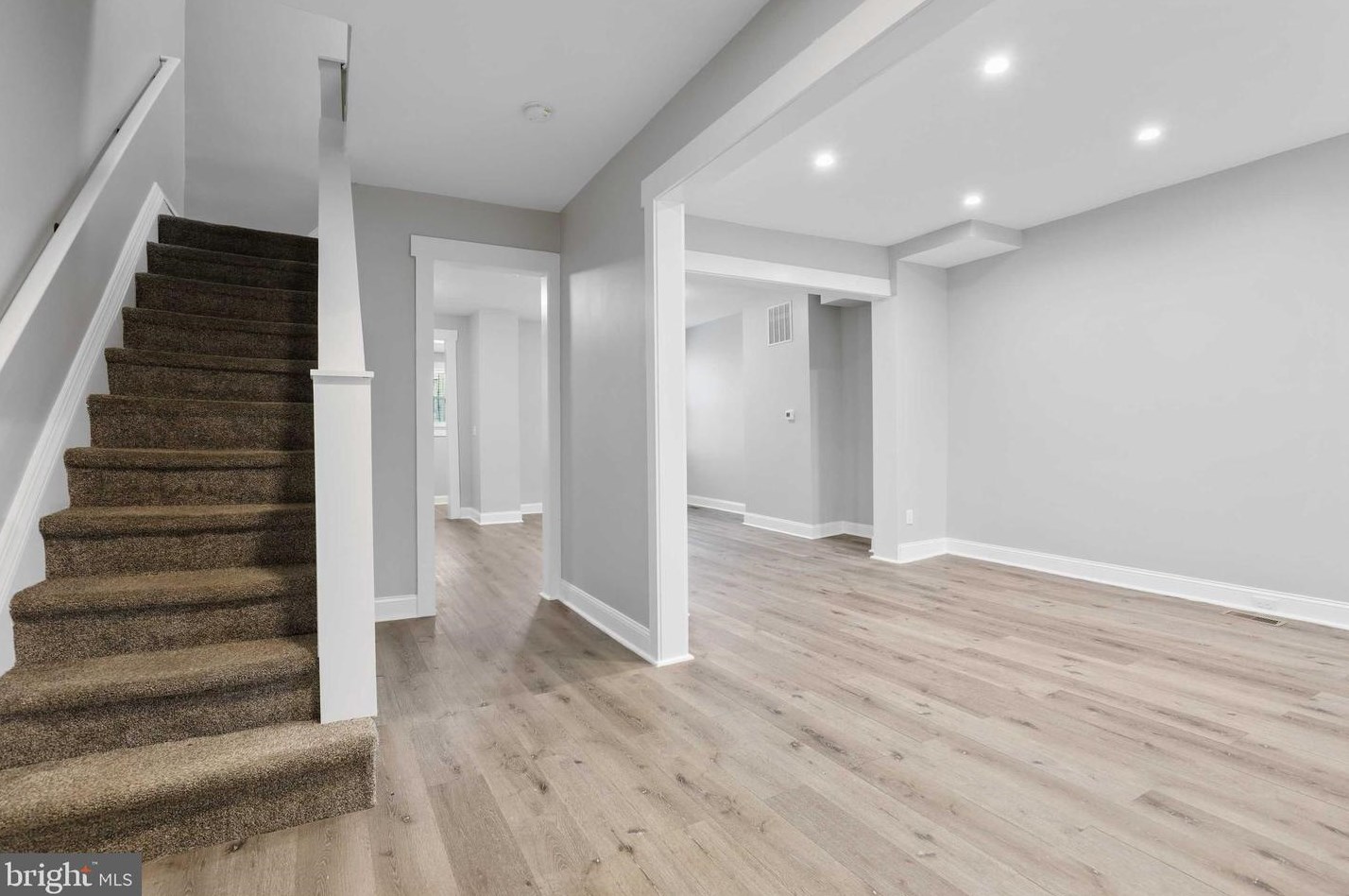 736 Linnard St, Baltimore MD  21229-2036 exterior