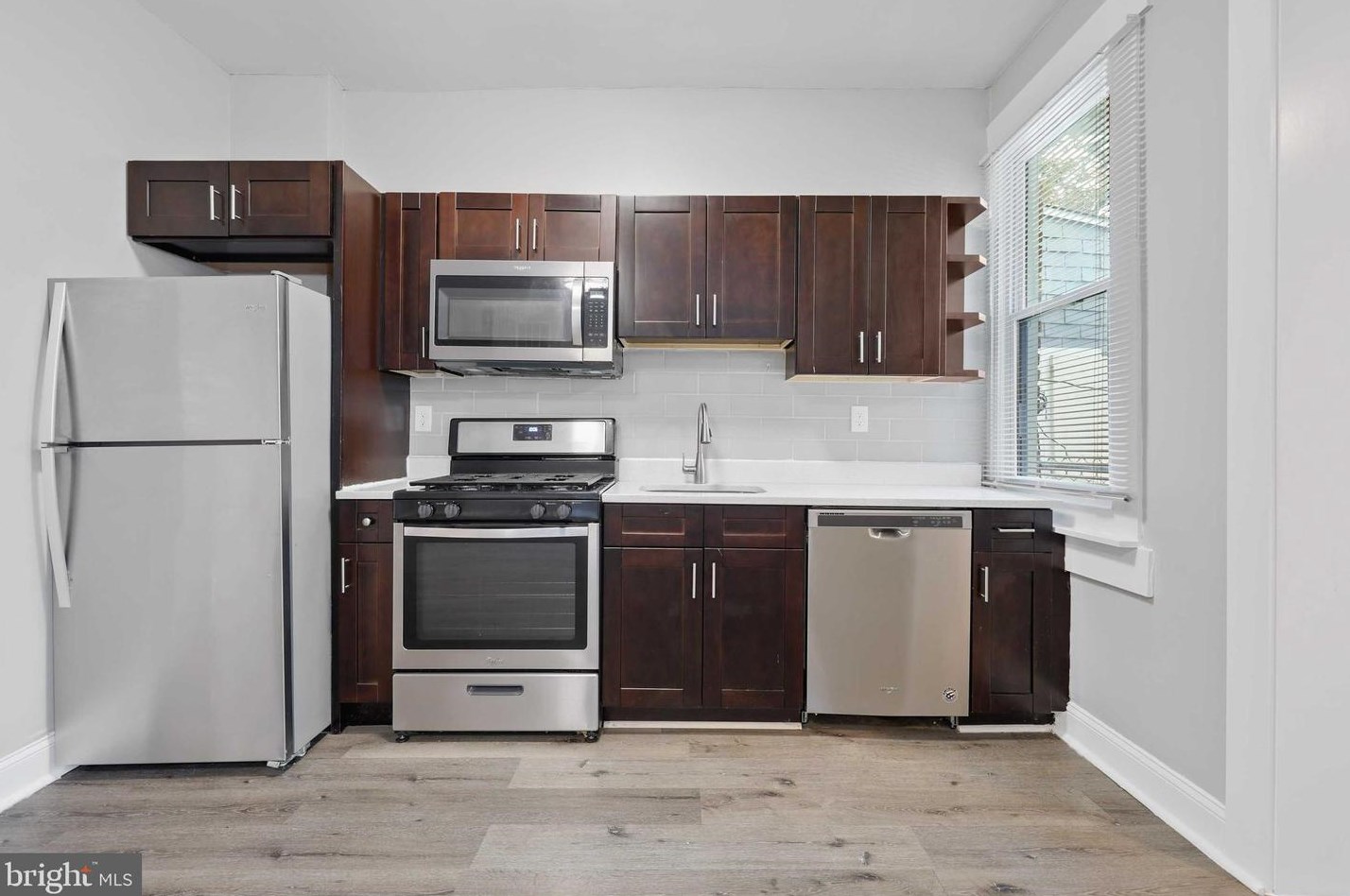 736 Linnard St, Baltimore MD  21229-2036 exterior