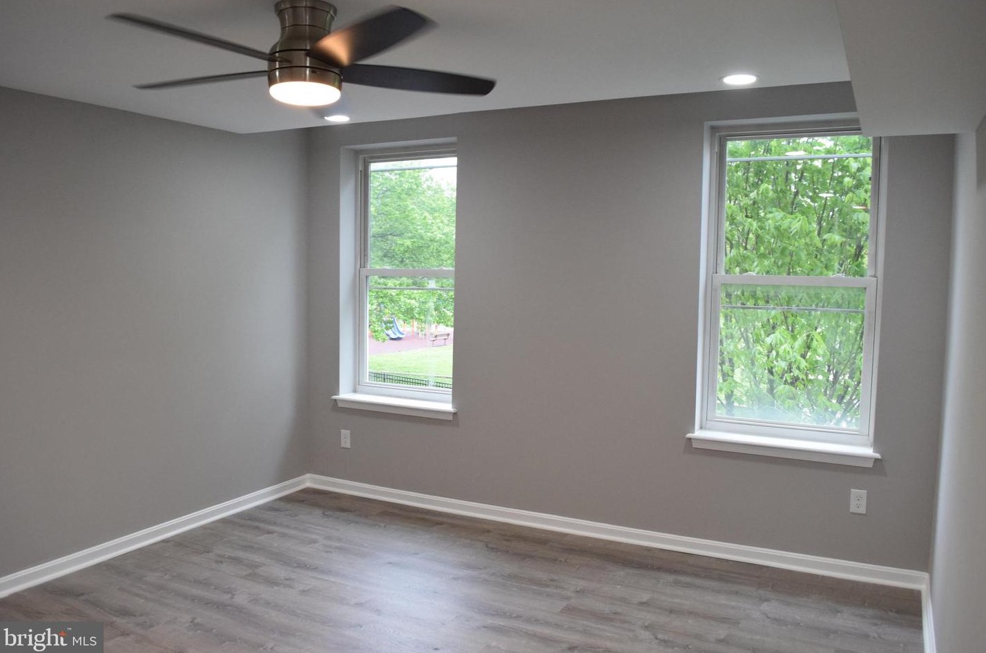 2054 Linden Ave, Baltimore MD  21217-4429 exterior