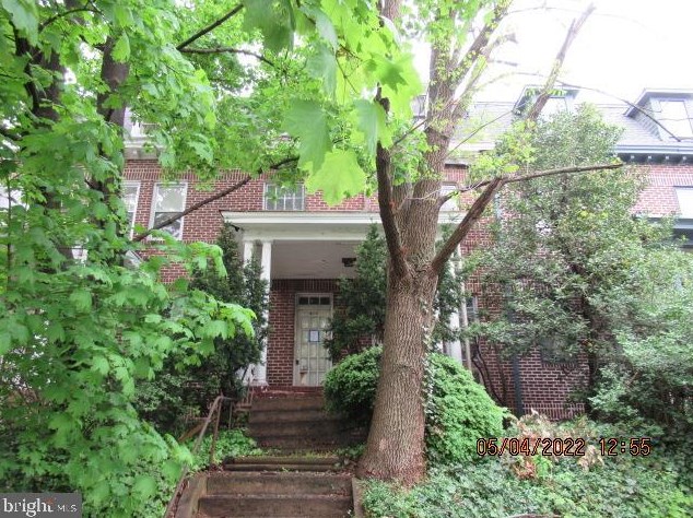 304 University Pkwy, Baltimore MD  21218-2845 exterior